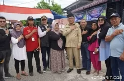 Hendri Septa dan Ekos Albar Sambangi TPS, Pemilu 2024 di Kota Padang Berjalan Lancar
