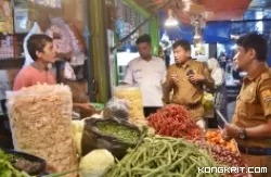 Pemko Pariaman Survei Pasar Menyikapi Kenaikan Harga Bahan Pokok menjelang Ramadhan
