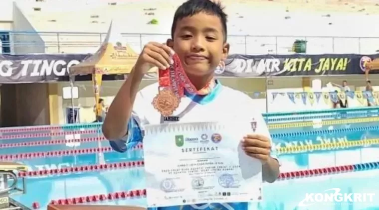 Muhammad Habibie Abrar, Atlet Renang Kota Pariaman, Sabet Medali Perunggu dalam Kejuaraan Riau Aquatic Junior Sprint V 2024