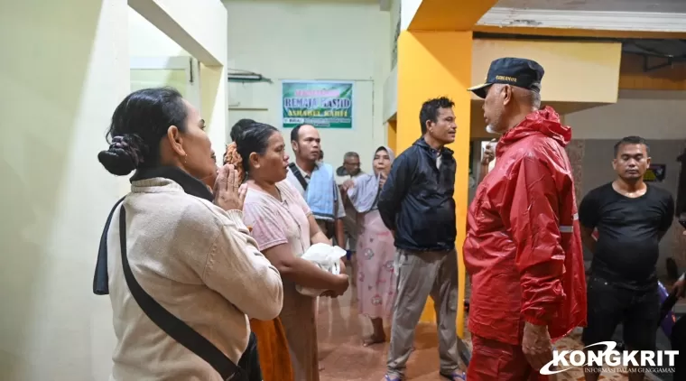 Ratusan Rumah Terendam Banjir, Gubernur Sumatera Barat Sigap Turunkan Bantuan