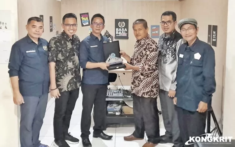 Tingkatkan Kinerja Media dan Wartawan, Dana 150 Juta Rupiah Digelontorkan untuk Studi Banding Wartawan Pariaman ke Bandung