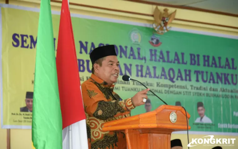 Bahas Isu Bid'ah, Bupati Padang Pariaman Hadiri Seminar di STIT Syech Burhanuddin Gali Pemahaman yang Komprehensif