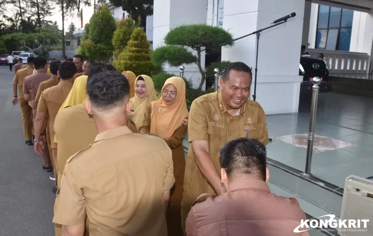 Pemko Pariaman Gelar Apel dan Saling Bermaafan pada Hari Pertama Masuk Kerja Pasca Libur Lebaran