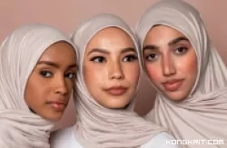 Wajib Tahu! Hindari 5 Warna Hijab Ini Agar Wajah Tak Terlihat Kusam Saat Lebaran