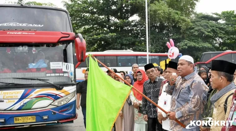 Suhatri Bur Lepas 229 Calon Jemaah Haji Padang Pariaman, Doakan Kelancaran Ibadah