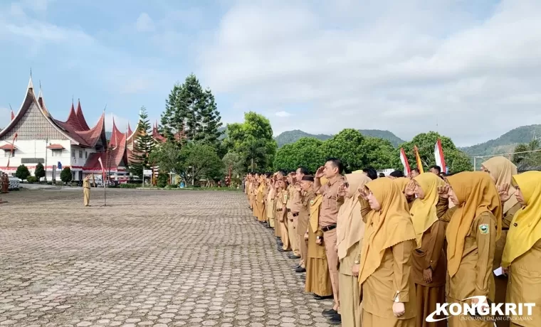 Pemkab Solok Gelar Apel Pagi, Asisten III Dorong Percepatan Realisasi Program 2024