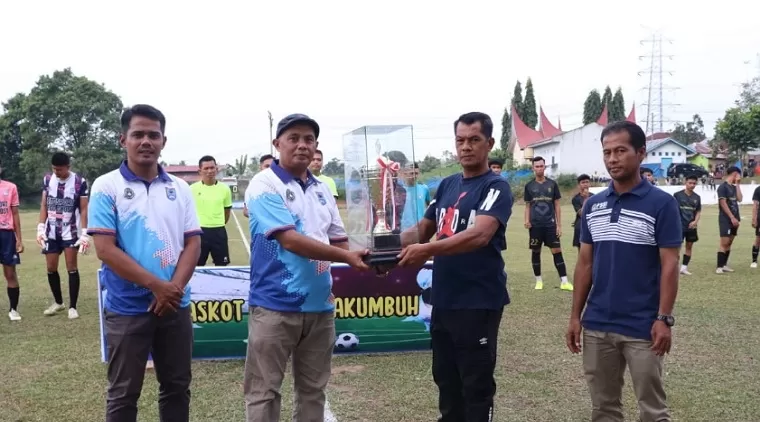 Pj Wali Kota Payakumbuh Suprayitno Membuka  Liga Payakumbuh Kelompok Umur 20 Tahun 2024