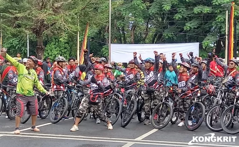 Ribuan Pesepeda Ramaikan Padang Gowes Adventure 2024 dalam Peringatan HJK ke-355