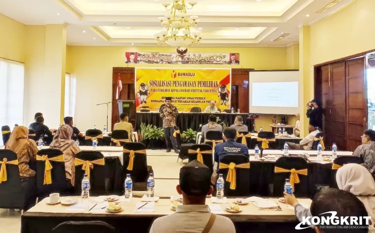 Bawaslu Kota Bukittinggi Sosialisasikan Pengawasan Pemilu kepada Masyarakat