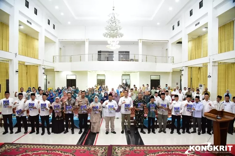 Bupati Padang Pariaman Resmikan Peluncuran Majalah Saiyo Sakato Edisi Khusus 2024 (Foto: Dok.Istimewa)