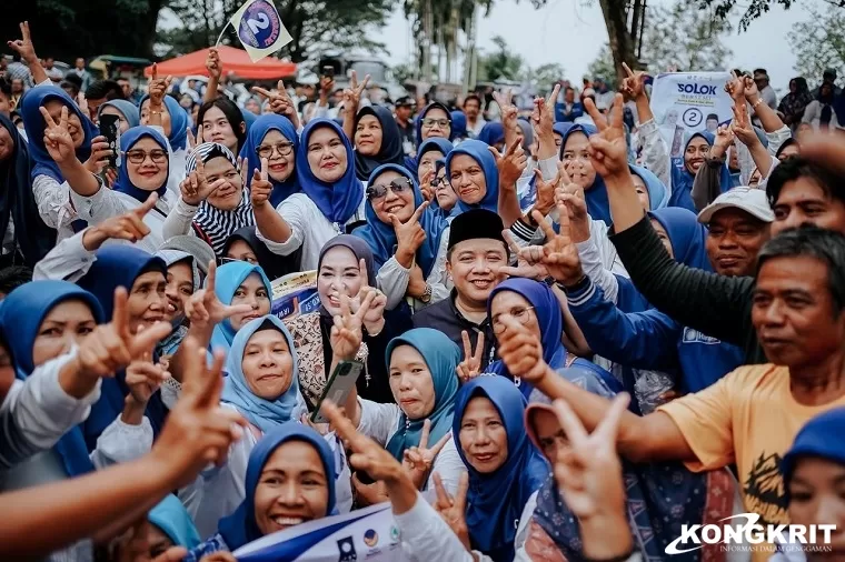 Emiko-Irwan Dapat Nomor 2, Warga Kabupaten Solok Sambut dengan Sorak Kemenangan (Foto: Dok.Istimewa)