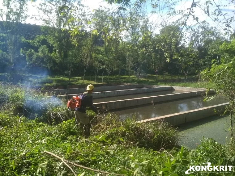 Jelang Penilaian Adipura 2024, DLH Solok Berbenah di Kolam Lindi dan TPA (Foto: Dok.Istimewa)