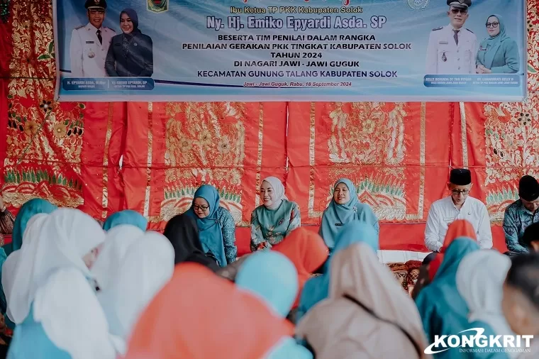 Ketua TP-PKK Kabupaten Solok Hadiri Penilaian Gerakan PKK di Nagari Jawi-Jawi Guguak (Foto: Dok.Istimewa)