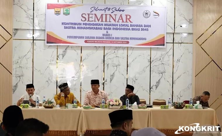 Pj. Wali Kota Pariaman Membuka Seminar Kontribusi Pendidikan Bahasa dan Sastra Minangkabau (Foto: Dok.Istimewa)