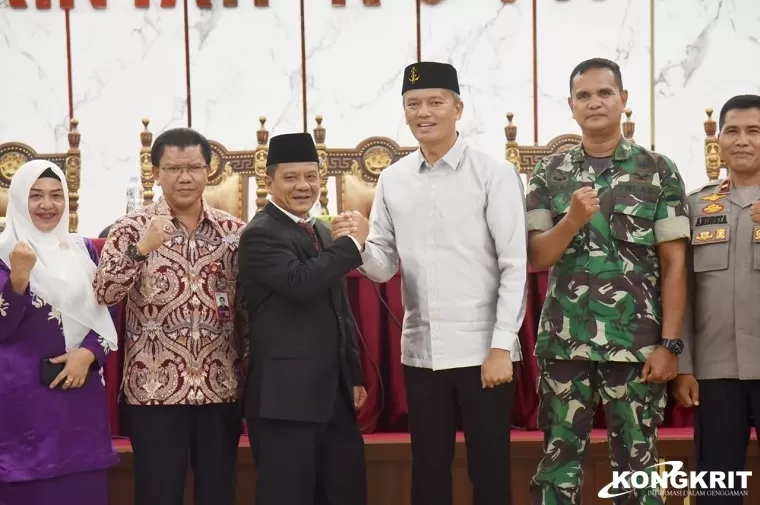 Pj Wali Kota Roberia Resmi Lantik Yaminu Rizal sebagai Pj Sekda Kota Pariaman (Foto: Dok.Istimewa)