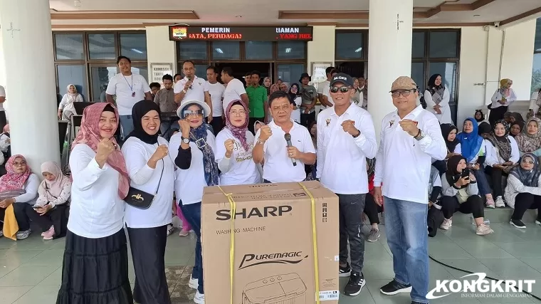 Pemko Pariaman Peringati World Walking Day 2024, Kampanye Gaya Hidup Sehat (Foto: Dok.Istimewa)