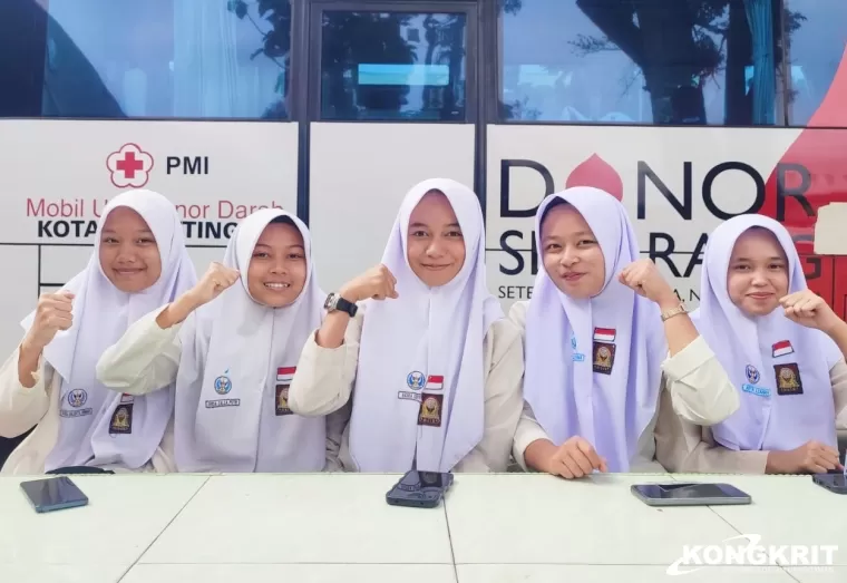 SMAN 1 Bukittinggi Gelar Donor Darah Rutin bersama Mobil Unit Donor Darah PMI Kota Bukittinggi