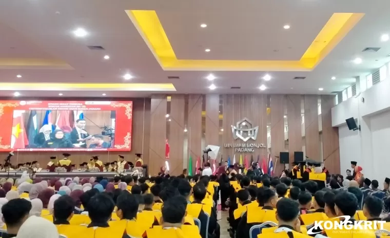 UIN IB Lepas 436 Wisudawani Hari Pertama Angkatan 92