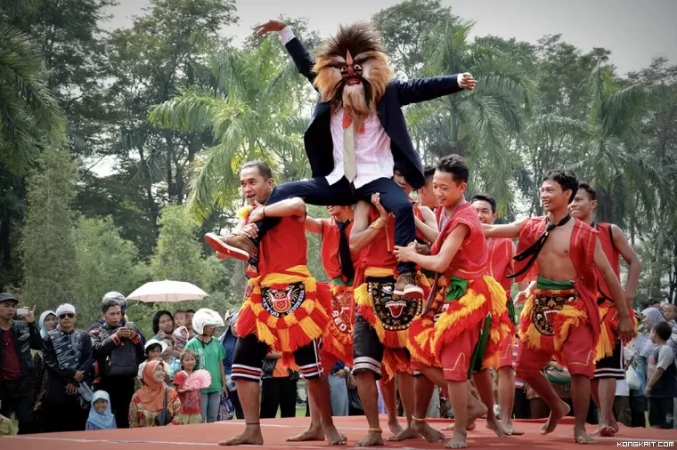 Kesenian Tradisional yang Memikat