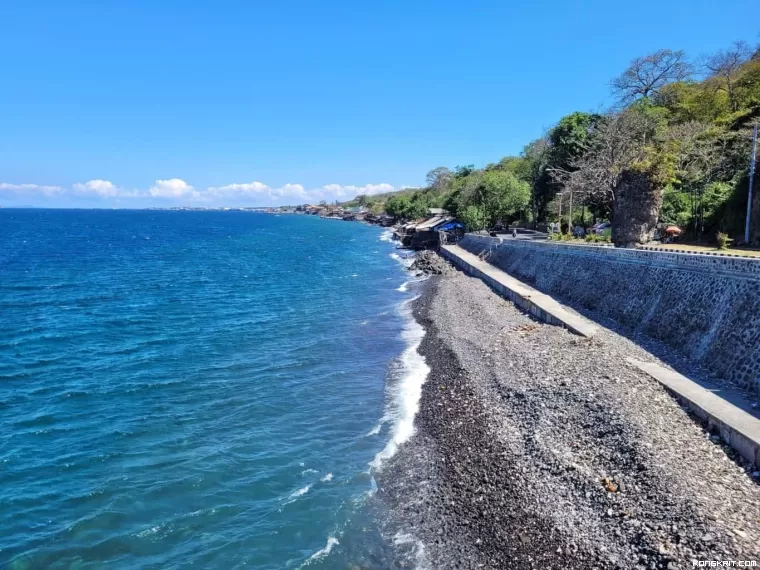 Pantai Watu Dodol, Banyuwangi