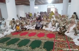 Antusiasme Jamaah Masjid Thoriqatul Hidayah di Acara BKMT Bersama Buya Mahyeldi Ansharullah