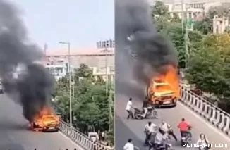 Bak Adegan Ghost Rider, Sebuah Mobil Terbakar Melaju Tanpa Pengemudi di India