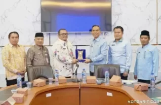 Pemkab Solok Terima Kunjungan Rombongan Study Tiru Kabupaten Rokan Hulu, Bahas Pengelolaan TPTGR