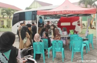 PMI Kota Bukittinggi Sukses Gelar Donor Darah di UIN SMDD Bukittinggi, 36 Kantong Darah Berhasil Terkumpul