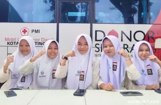 SMAN 1 Bukittinggi Gelar Donor Darah Rutin bersama Mobil Unit Donor Darah PMI Kota Bukittinggi