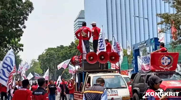 Menteri Ketenagakerjaan Janji Umumkan Kenaikan UMP 2025 pada Akhir November