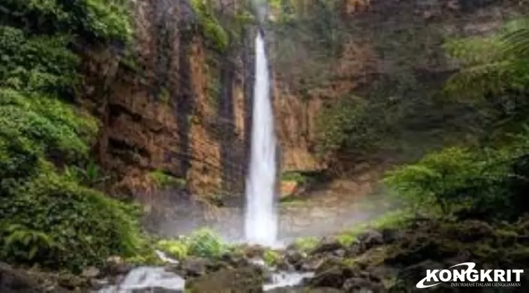 Pesona Alam Air Terjun Kapas Biru, Petualangan Alam yang Tak Terlupakan di Lumajang