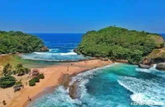 4 Destinasi Pantai Tenang di Malang yang Aman untuk Berenang dan Berkemah