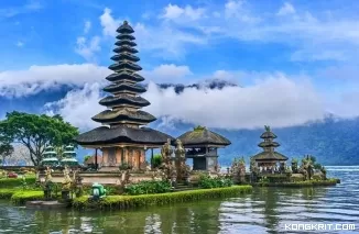 7 Wisata Alam Terbaik di Indonesia yang Wajib Dikunjungi