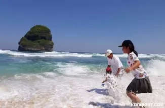 Eksplorasi Keindahan Pantai Goa Cina, Destinasi Eksotis di Malang yang Wajib Dikunjungi (Foto: Dok.Istimewa)