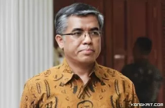 Kementerian Ketenagakerjaan Pastikan Upah Minimum 2025 Akan Naik