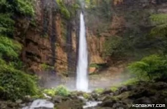 Pesona Alam Air Terjun Kapas Biru, Petualangan Alam yang Tak Terlupakan di Lumajang