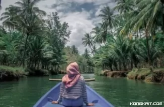 Petualangan Menyusuri Sungai Cokel dan Eksplorasi Pantai Kasap di Pacitan