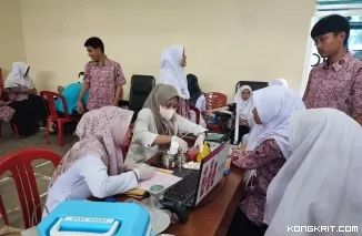 PMR WIRA MAN 2 Bukittinggi Sukses Gelar Donor Darah, Siswa Antusias Berbagi Kehidupan untuk Sesama