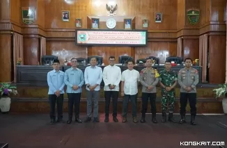 Rapat Paripurna DPRD Kabupaten Solok Bahas Ranperda APBD Tahun 2025