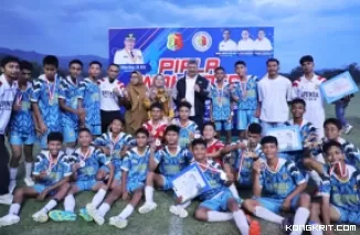 SMPN 2 Kota Solok Raih Juara Turnamen Sepakbola Wako Antar SMP Se-Kota Solok