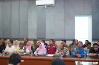 Sosialisasi Netralitas dan Profesionalisme ASN di Pilkada Serentak, Pjs Bupati Solok Tekankan Pentingnya Kepatuhan