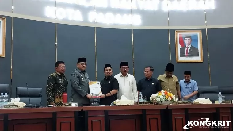 DPRD Padang Gelar Rapat Paripurna Tutup Masa Sidang I, dan Buka Masa Sidang II Tahun 2025