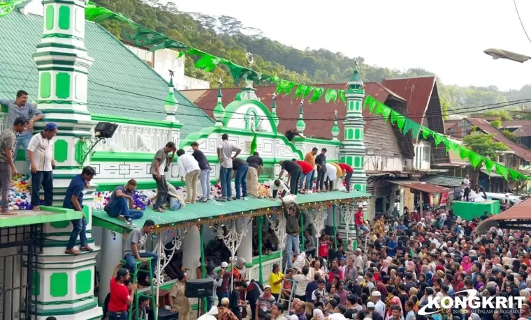 Festival Serak Gulo, Tradisi yang Pererat Keakraban Warga Kota Padang