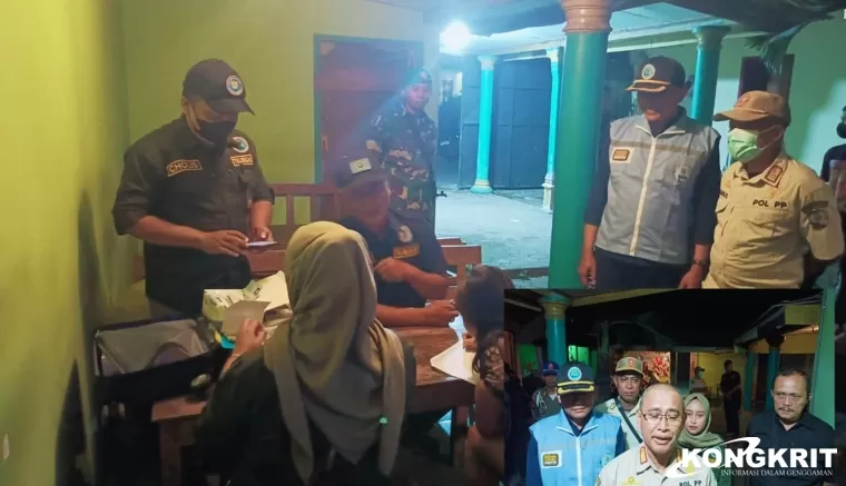 Petugas BNNK Tulungagung saat melakukan tes urine kepada sejumlah pemandu lagu (Insert : Kasi Penyelidikan dan Penyidikan Satpol PP (tengah) bersama Kasi P2M BNNK, KBO Resnarkoba, dan tim Dokter Rehabilitasi BNNK saat diwawancarai awak media)