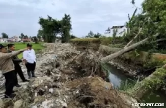 Dinding Pembatas Batang Tambuo Rusak