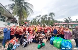 DWP Perumda AM Kota Padang Berbagi 500 Nasi Kotak dalam Kegiatan Jumat Berkah