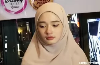 Inara Rusli Ungkap Sosok Pria yang Dipanggil Ayah oleh Anak Virgoun Saat Umrah