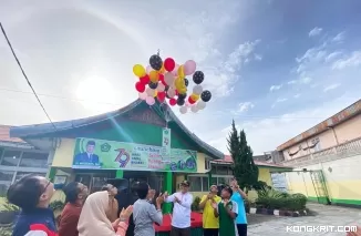 Kemenag Kota Solok Semarakkan HAB Ke-79 dengan Peluncuran Balon ke Udara