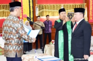 Roberia Lantik Mursalim Sebagai Penjabat Sekretaris Daerah Kota Pariaman