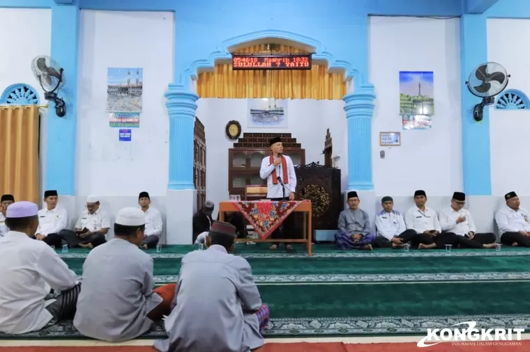 Bupati Pasaman Sabar AS Laksanakan Safari Subuh di Masjid Raya Kampung Nan VI Koto Randah